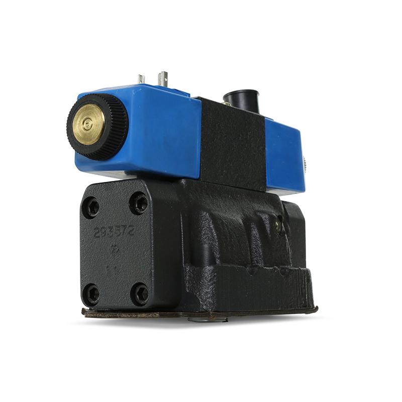 Electrical Shift Valve And Pilot Assembly 24 volt Vickers Part 1 12684 electrical-shift-valve-and-pilot-assembly-24-volt-vickers-part-1-12684